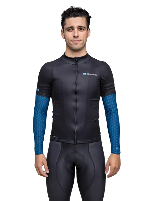  Il/La modello/a è alto/a 173 cm e indossa la taglia M