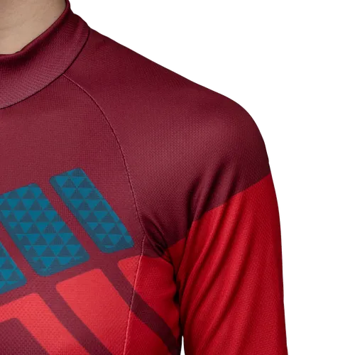 Taglio raglan manica lunga