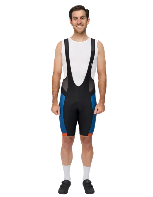  Il/La modello/a è alto/a 178 cm e indossa la taglia 4