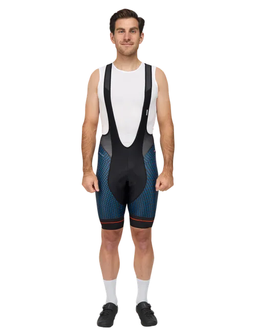  Il/La modello/a è alto/a 178 cm e indossa la taglia 4