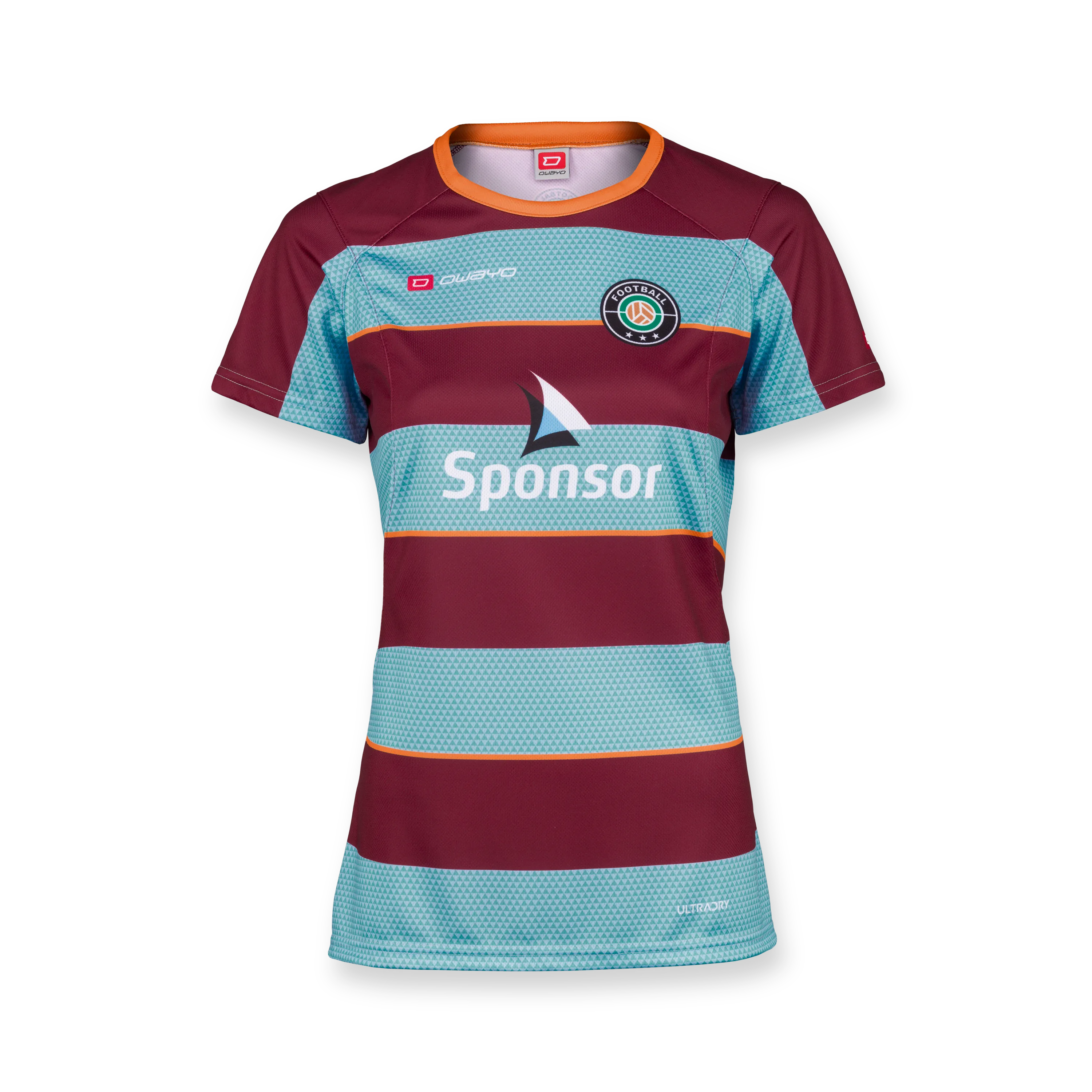 Una maglia sportiva a righe rosse e blu con colletto rotondo e un logo dello sponsor sul davanti.